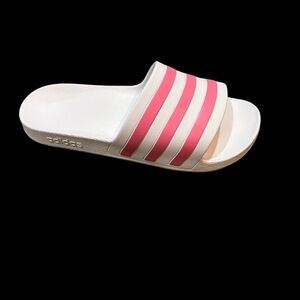 NEW Women’s Adilette Aqua Slides